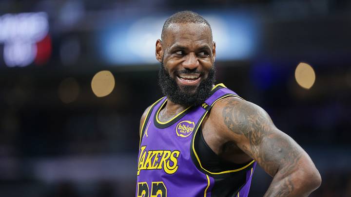 Los Angeles Lakers v Indiana Pacers