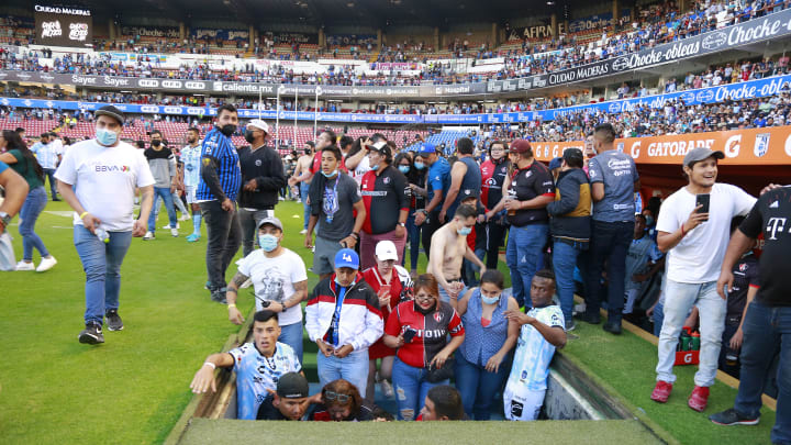 La Liga MX no consigue erradicar la violencia en los estadios de México 