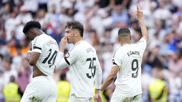 Real Madrid v Real Sociedad - La Liga Real Madrid v Real Sociedad - La Liga