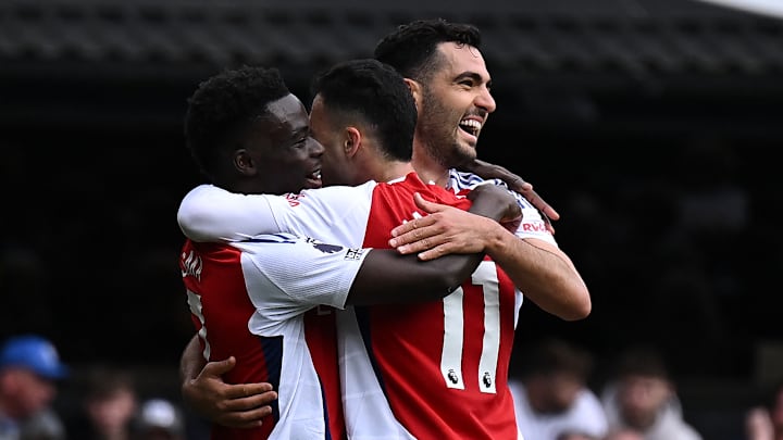 Arsenal iniciará pré-temporada com pelo menos três reforços Arsenal iniciará pré-temporada com pelo menos três reforços