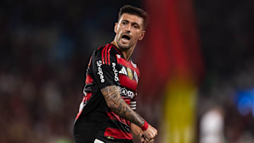 Arrascaeta vive temporada mágica pelo Flamengo