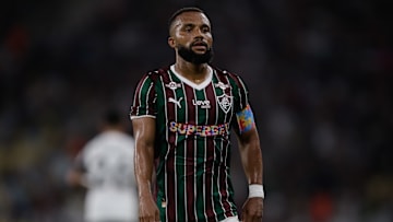 Fluminense perdeu o jogo dentro e fora das quatro linhas Fluminense perdeu o jogo dentro e fora das quatro linhas