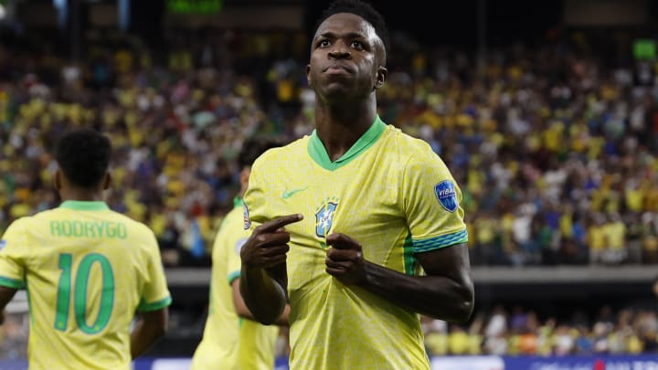 Vinícius Júnior segue como favorito à Bola de Ouro