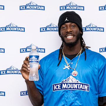 Elly De La Cruz partnered with Ice Mountain Spring Water to help youth baseball players stay hydrated.