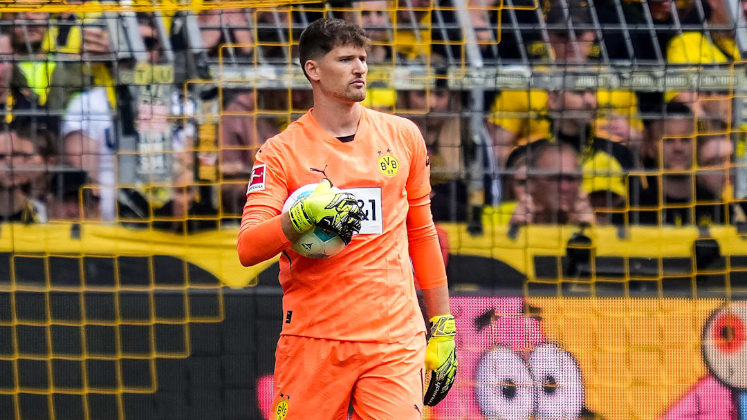 Borussia Dortmund v Holstein Kiel - Bundesliga