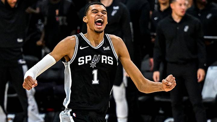 TOPSHOT-BASKET-NBA-SPURS-ROCKETS