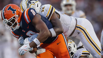 Western Michigan v Illinois