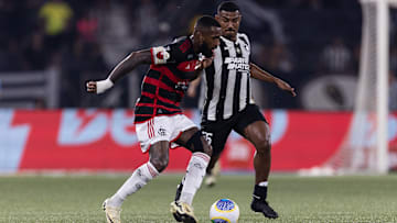 Botafogo e Flamengo disputam hoje o título da Supercopa Rei