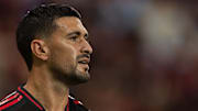 Arrascaeta volta ao XI inicial do Flamengo no Brasileirão 