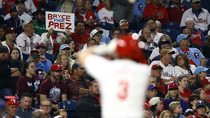 Chicago Cubs v Philadelphia Phillies