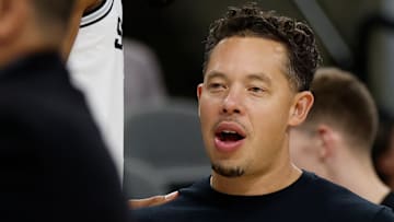 Guangzhou Loong-Lions v San Antonio Spurs