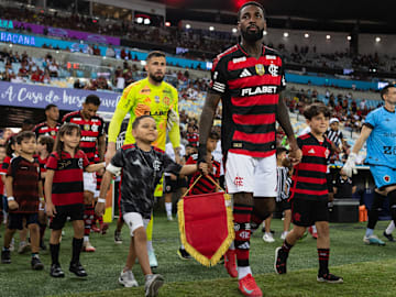 Meio-campista está de saída do Fla