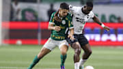 Diferença do líder Botafogo para o vice Palmeiras é de seis pontos, mas ainda há confronto direto entre eles nas rodadas finais