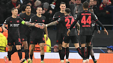 Bayer Leverkusen x Newcastle duelam pela Champions League