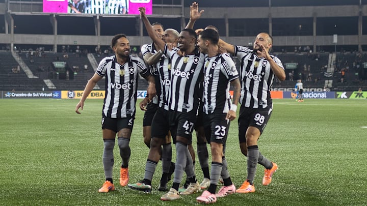 Kadir Barría foi protagonista do duelo no Rio de Janeiro Kadir Barría foi protagonista do duelo no Rio de Janeiro