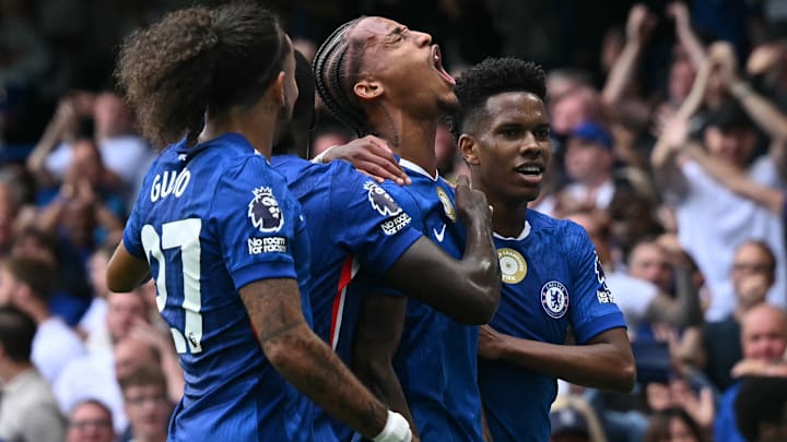TOPSHOT-FBL-ENG-PR-CHELSEA-FULHAM