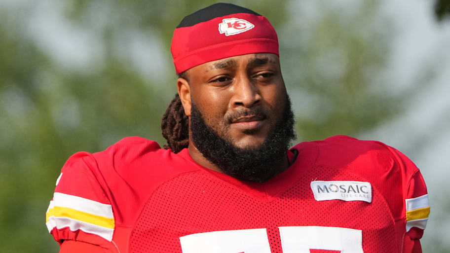 Patriots Urged To Poach Chiefs' OL