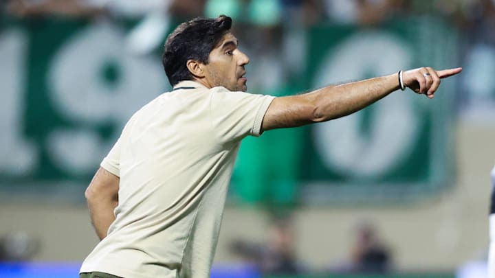 Abel Ferreira negocia renovação contratual com o Palmeiras Abel Ferreira negocia renovação contratual com o Palmeiras