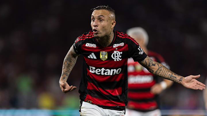 Cebolinha vive os últimos meses como jogador do Flamengo 
