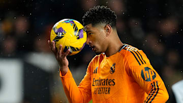 Valencia CF v Real Madrid CF - La Liga EA Sports