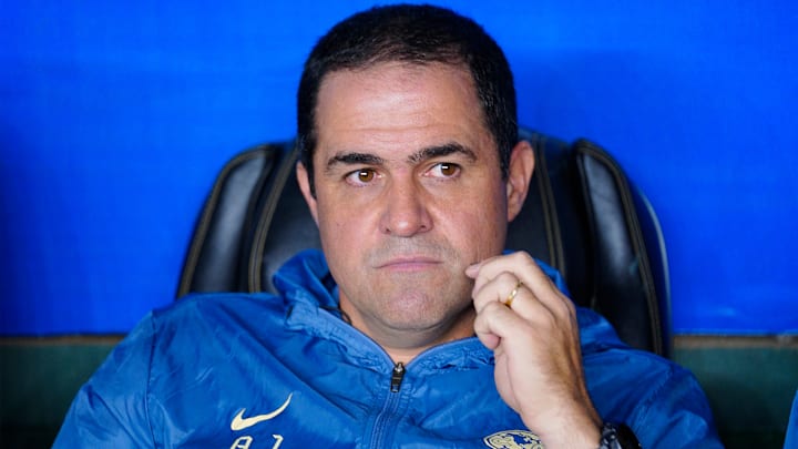 André Jardine lanzó advertencia a su grupo André Jardine lanzó advertencia a su grupo