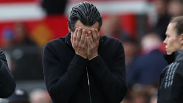 TOPSHOT-FBL-ENG-PR-MAN UTD-ASTON VILLA