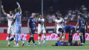 Atleta se encontra internado desde a quinta-feira