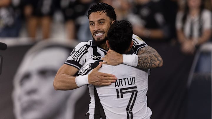 Botafogo a fini sixième du championnat brésilien. Botafogo a fini sixième du championnat brésilien.