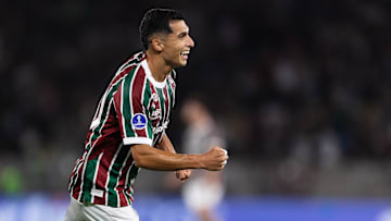 Serna é titular no ataque tricolor