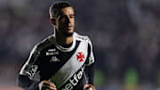 Coutinho faz falta na organização tática do Vasco