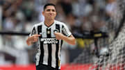 Savarino foi decisivo para o Botafogo na rodada 38 do Brasileirão 