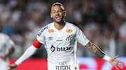Neymar está fora do jogo de domingo