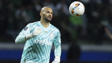 Palmeiras, de Weverton, volta a campo no sábado