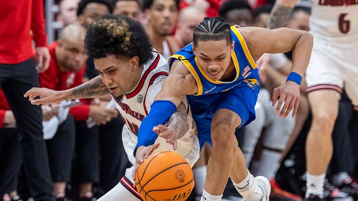 Pittsburgh v Louisville