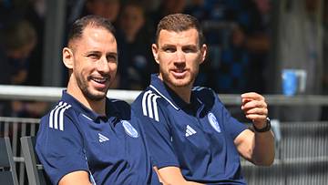 Nikola Katic und Edin Dzeko 