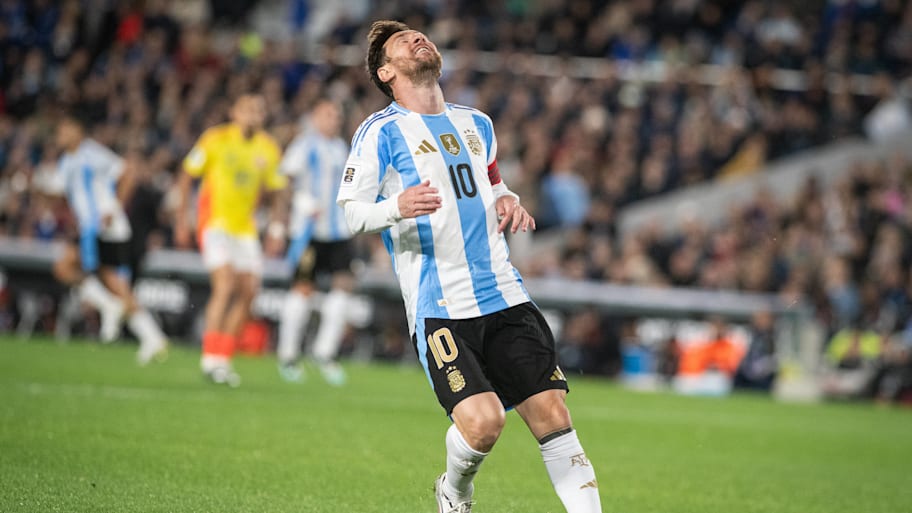 Lionel Messi looking upset.