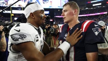 Philadelphia Eagles v New England Patriots