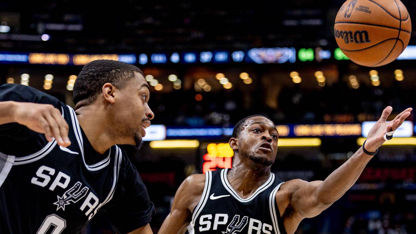 In Face of Adversity, Spurs Turn to Hardwood ‘Sanctuary’