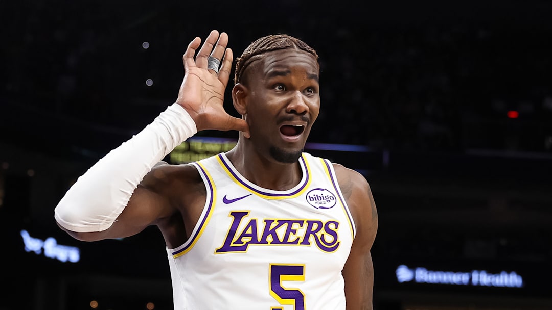 Los Angeles Lakers, Deandre Ayton