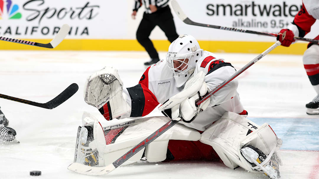 Carolina Hurricanes v San Jose Sharks