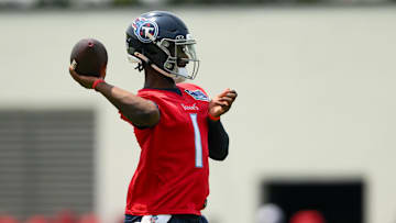 Tennessee Titans quarterback Cam Ward throws a pass  during minicamp at Nissan Stadium. Mandatory Credit: Steve Roberts-Imagn Images