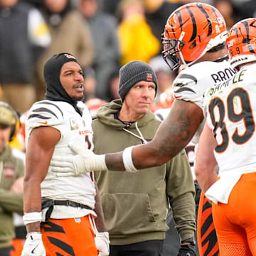 Cincinnati Bengals wide receiver Ja'Marr Chase (1) is pushed out of a skirmish at midfield in the fourth quarter of the NFL Week 11 game between the Pittsburgh Steelers and the Cincinnati Bengals at Acrisure Stadium in Pittsburgh on Sunday, Nov. 16, 2025. The Bengals lost 34-12.