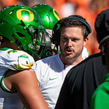 Oregon head coach Dan Lanning talks to his team during a timeout as the Oregon State Beavers host the Oregon Ducks Saturday, Sept. 14, 2024 at Reser Stadium in Corvallis, Ore.