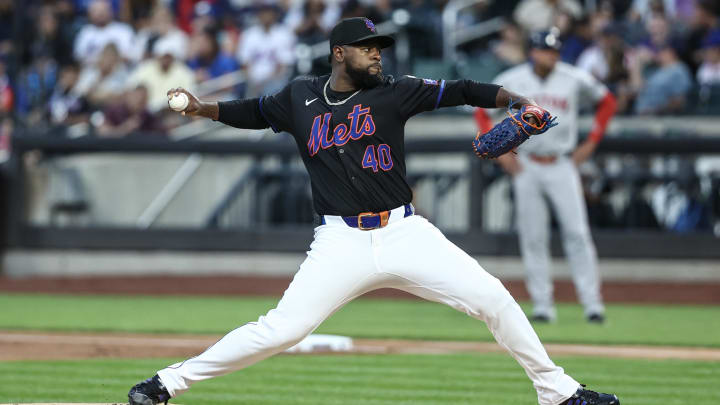 Sep 2, 2024; New York City, New York, USA; New York Mets starting pitcher Luis Severino (40) pitches in the first inning against the Boston Red Sox at Citi Field. Mandatory Credit: Wendell Cruz-USA TODAY Sports