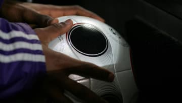 Europass, il pallone di Euro 2008