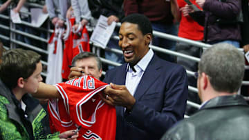Dec. 18, 2010; Chicago, IL, USA; Chicago Bulls former player Scottie Pippen signs autographs prior to a game against the Los Angeles Clippers at the United Center. Mandatory Credit: Dennis Wierzbicki-Imagn Images