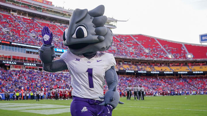 TCU OC Kendal Briles recruited Arnold at Arkansas