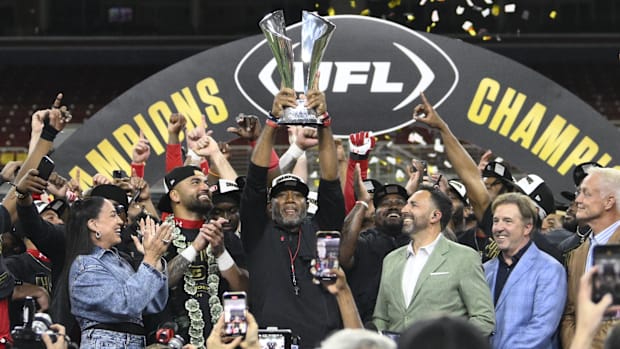 Shannon Harris - UFL Championship Head Coach - DC Defenders