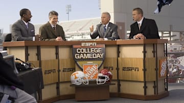 Tennessee Volunteers v Arkansas Razorbacks