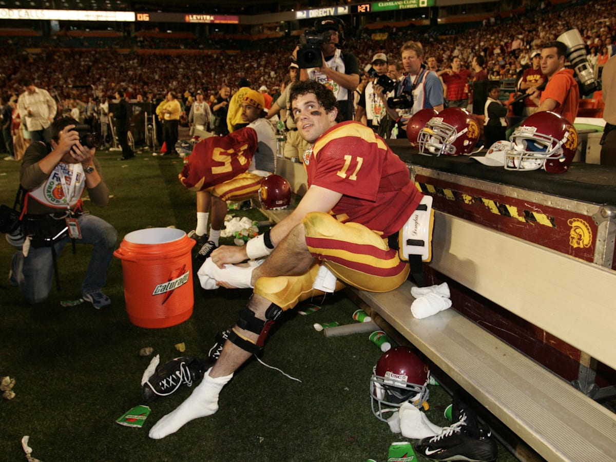 USC Trojans Legend Matt Leinart Shares Old Photo History With Miller Moss